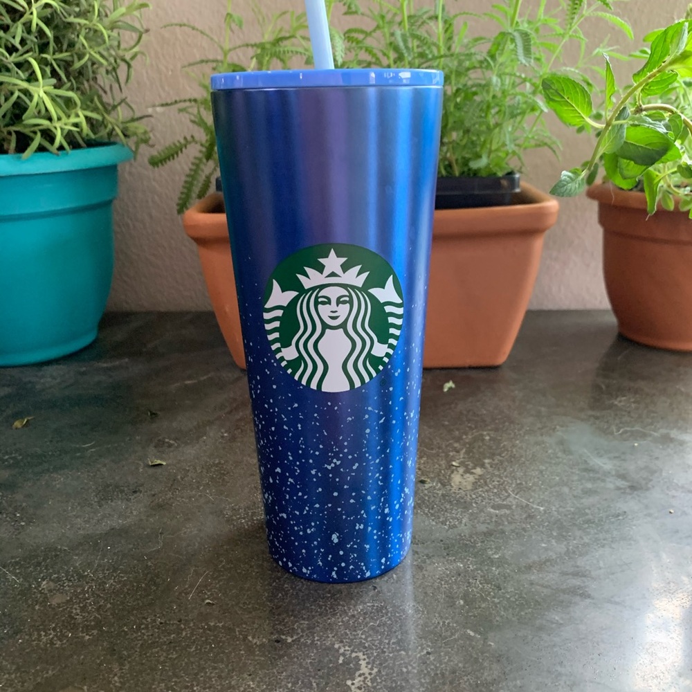 Assortment of cold cups